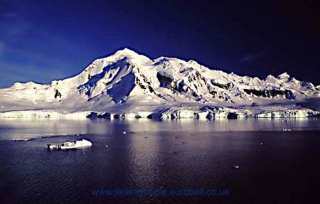 CR25-8_Mt_William_Polarised_(hgh)