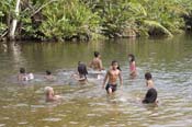 E_IMG_1637_Bathing