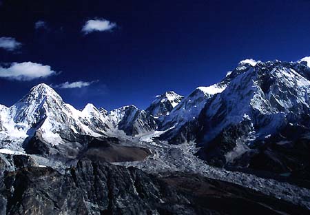 C_983CR26-22_PUMORI_&_EVEREST