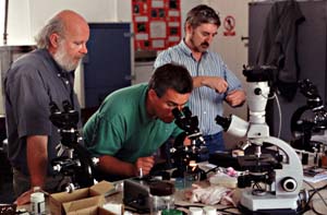 1013CR57-17_Diatomic_Scientists