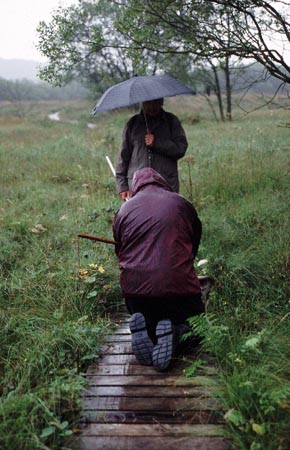 1023CR22-06_Sam_and_Bill_in_Rain