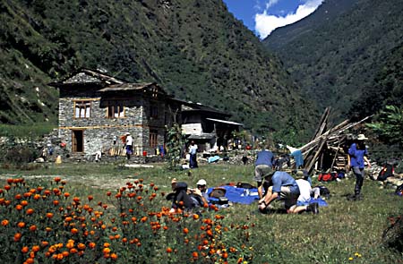 J_1033CR39-9_Lunch_Stop